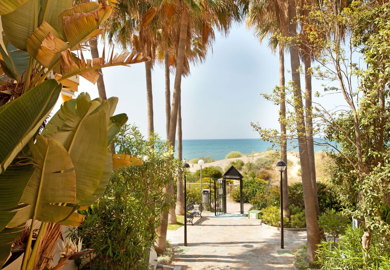 Estudio en Marbella - Estudio con vistas al mar en Elviria, Marbella