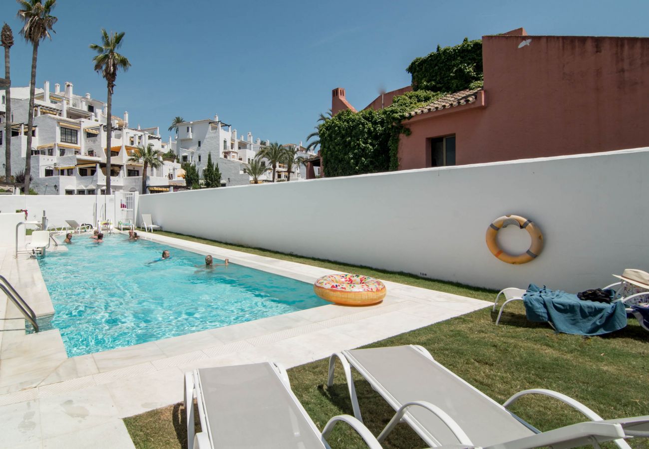 Apartamento en Nueva andalucia - Casa Ivy by Roomservices