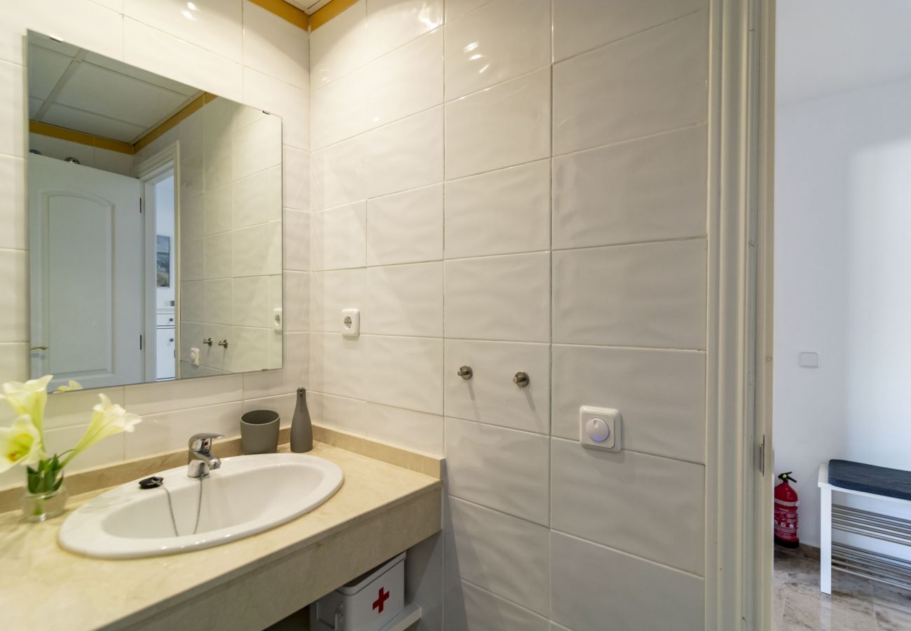 Apartamento en San Pedro de Alcántara - Casa Almendros by Roomservices