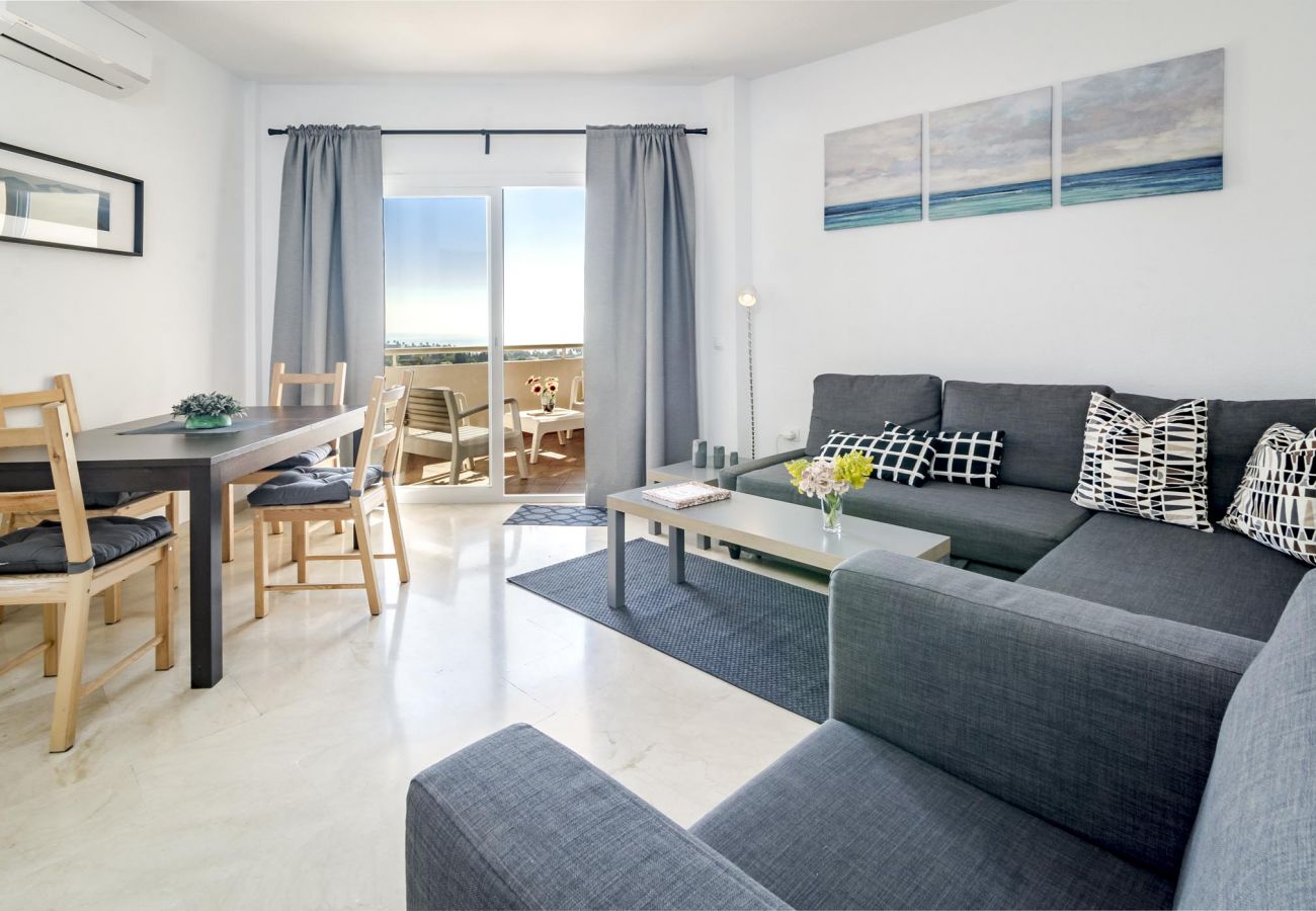 Apartamento en Estepona - Casa de vacaciones frente a Laguna Village Estepona