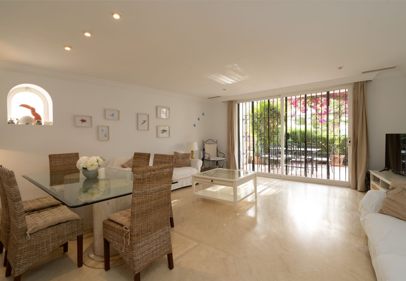 Apartamento en Marbella - White Pearl beach J4, planta baja al lado de la playa