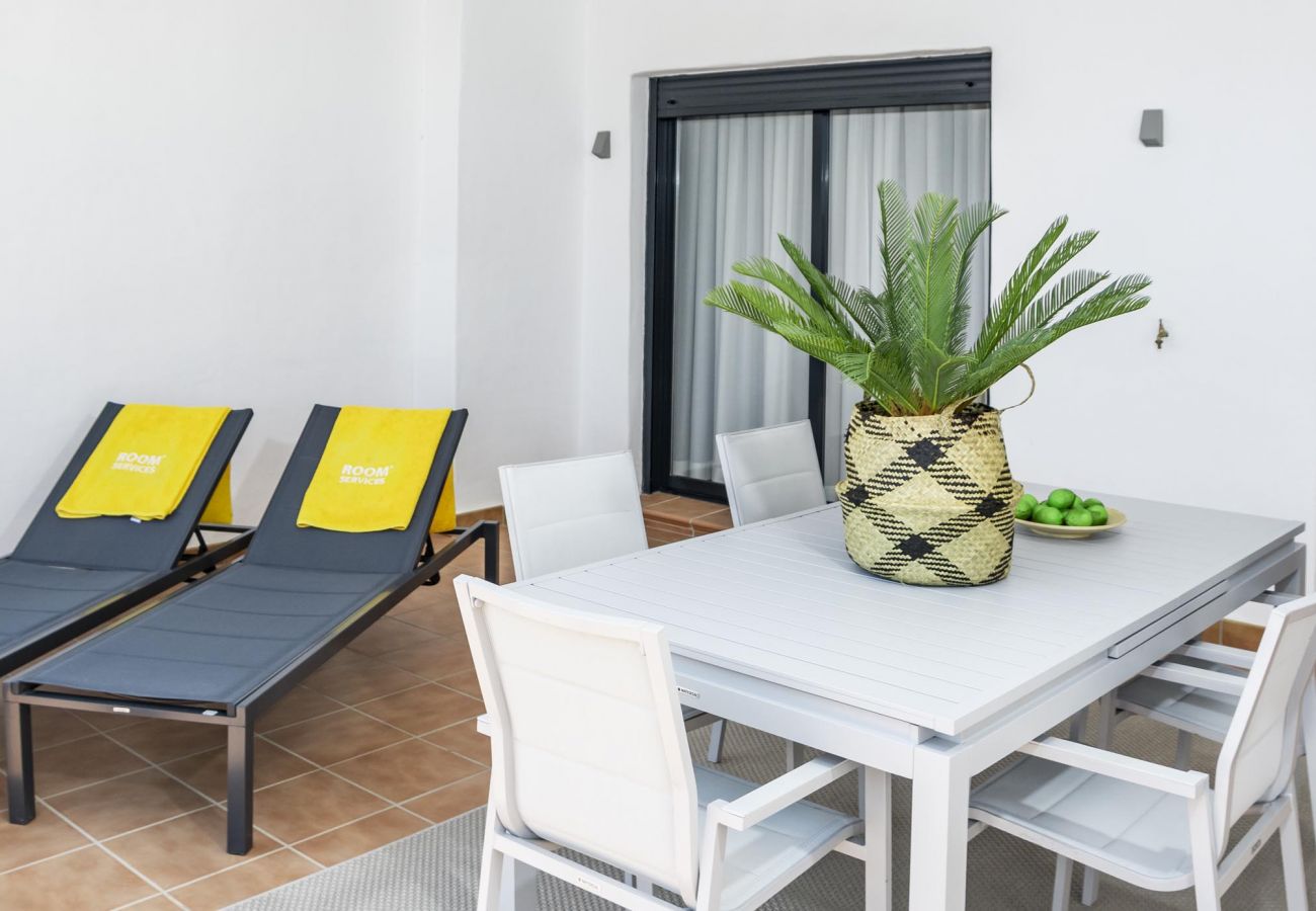 Apartamento en Estepona - Casa Dona Julia I by Roomservices