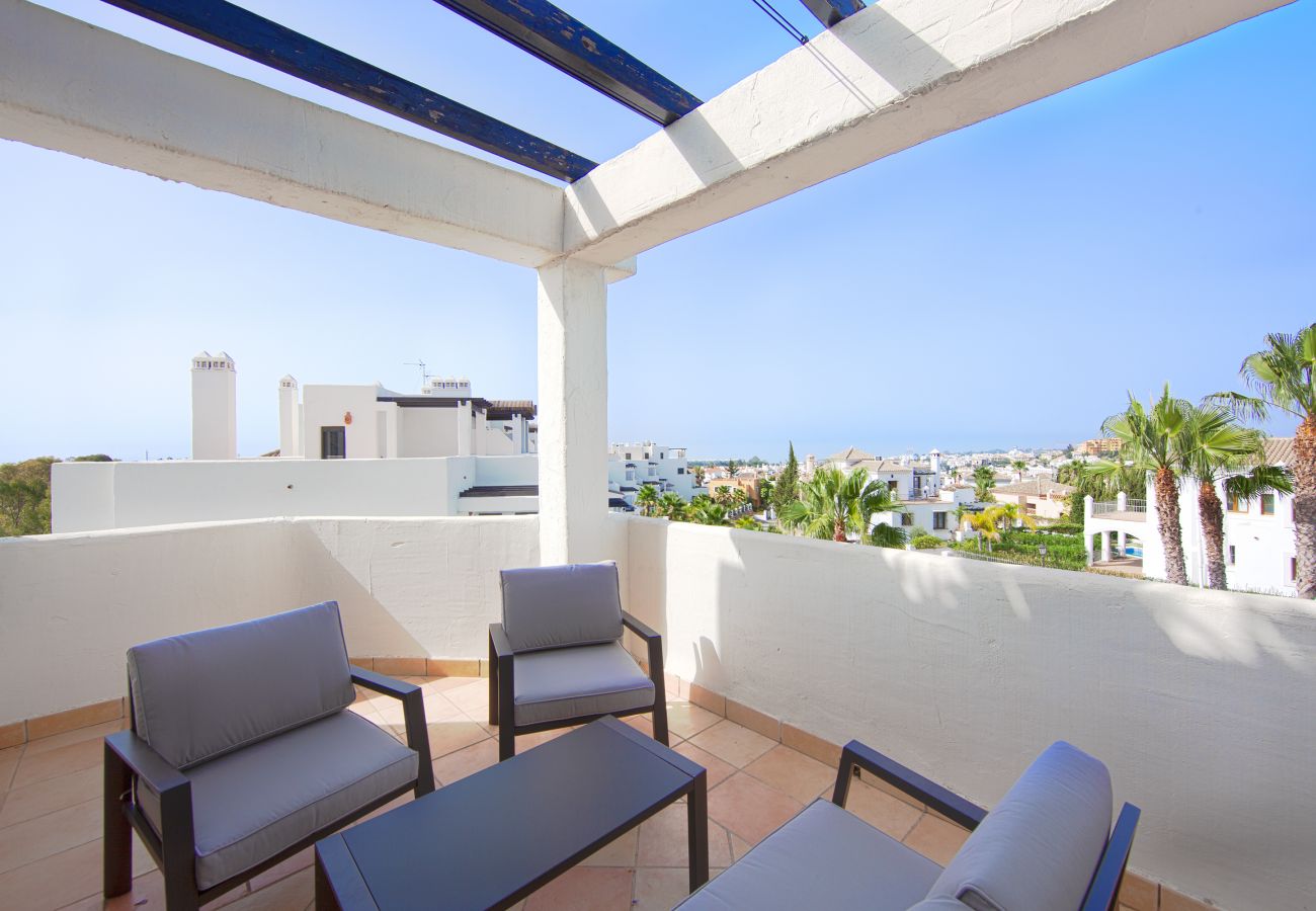 Apartamento en Estepona - Atico en Sunset Golf - duplex con vistas al mar