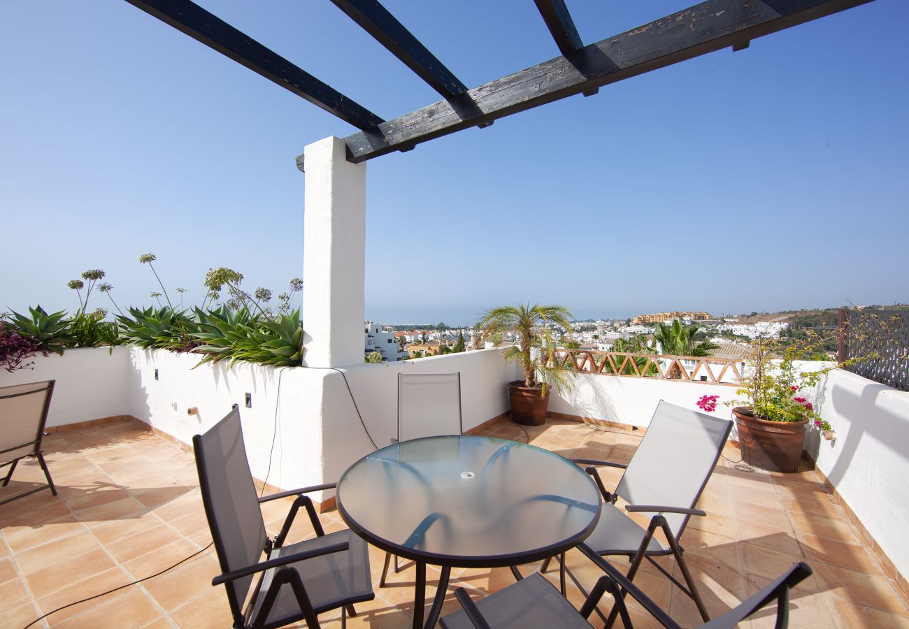 Apartamento en Estepona - Atico en Sunset Golf - duplex con vistas al mar