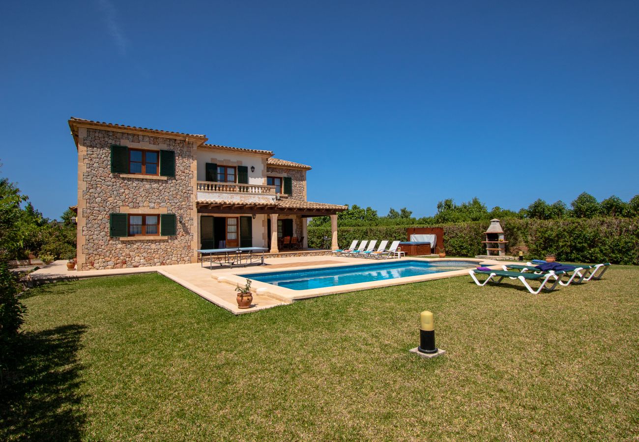 Villa en Pollensa -  Villa can Canaveret in Pollensa By home villas 360