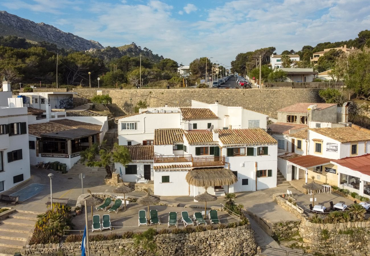 Casa en Cala Sant Vicenç -  Blue fisherman house 3 By home villas 360