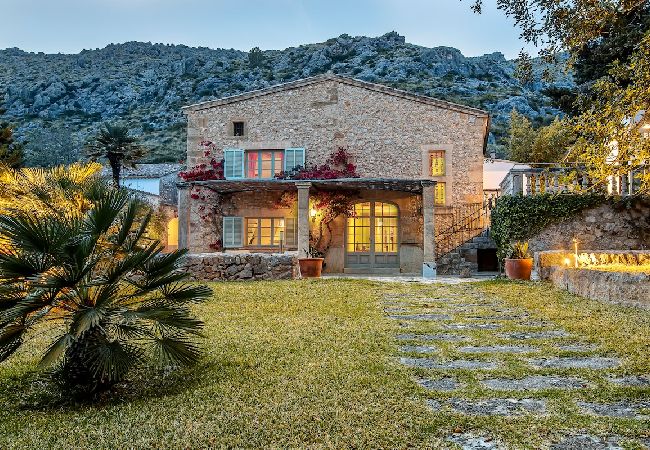 Villa en Pollensa -  Villa Can Segui near Pollensa By home villas 360