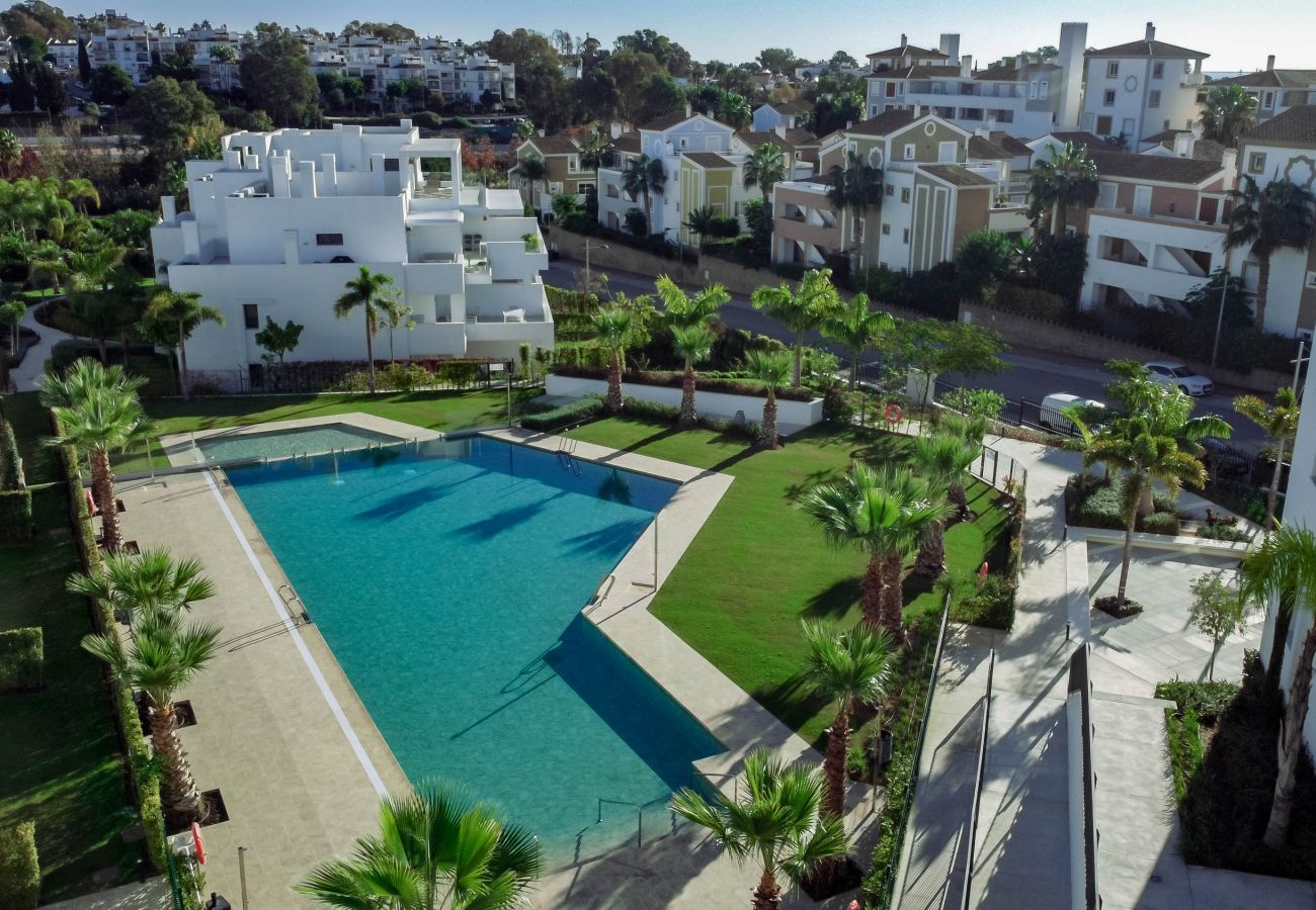 Apartamento en Estepona - CDG1-Beautiful 2-bedroom penthouse apartment in Cortijos del Golf