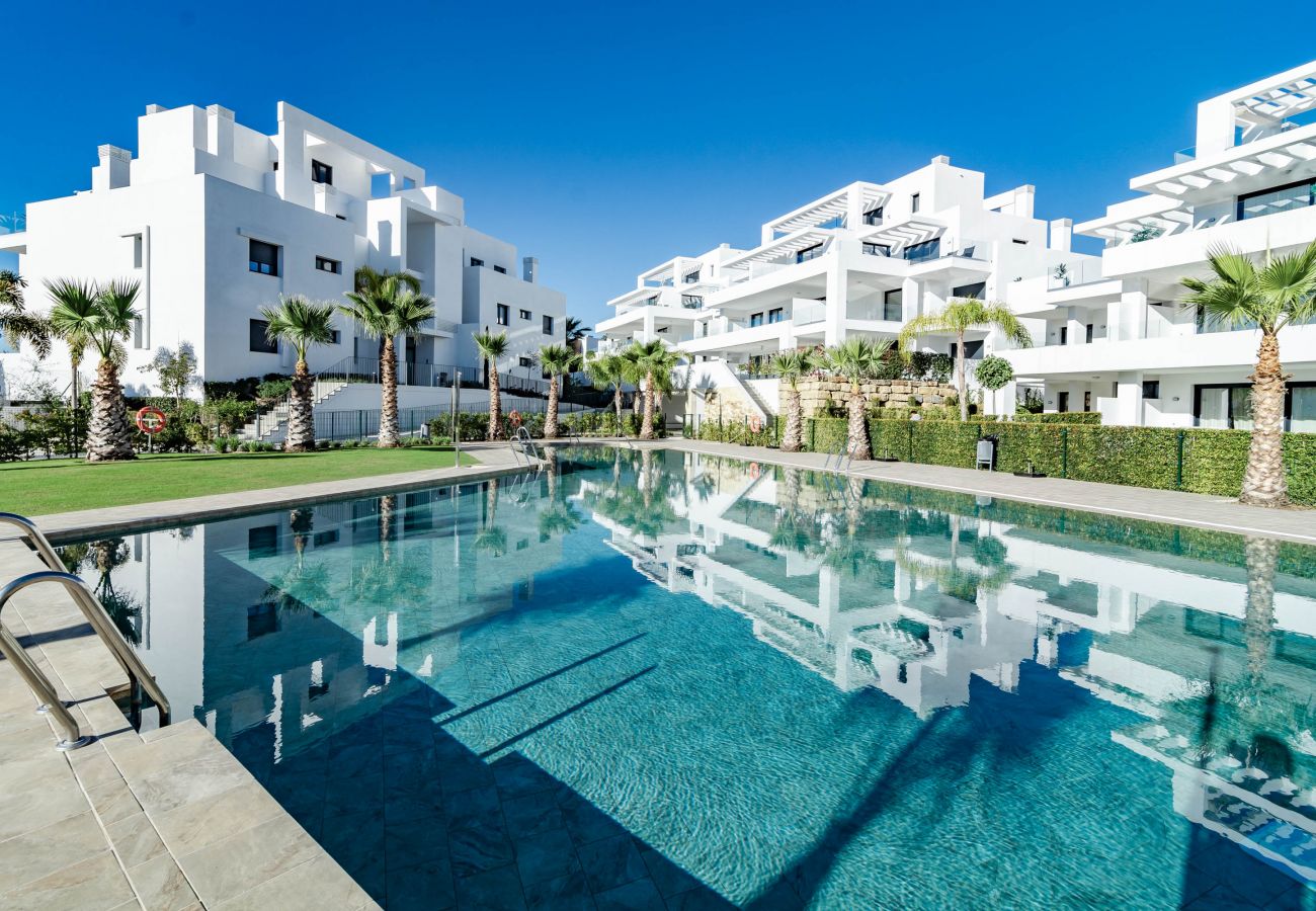 Apartamento en Estepona - CDG1-Beautiful 2-bedroom penthouse apartment in Cortijos del Golf