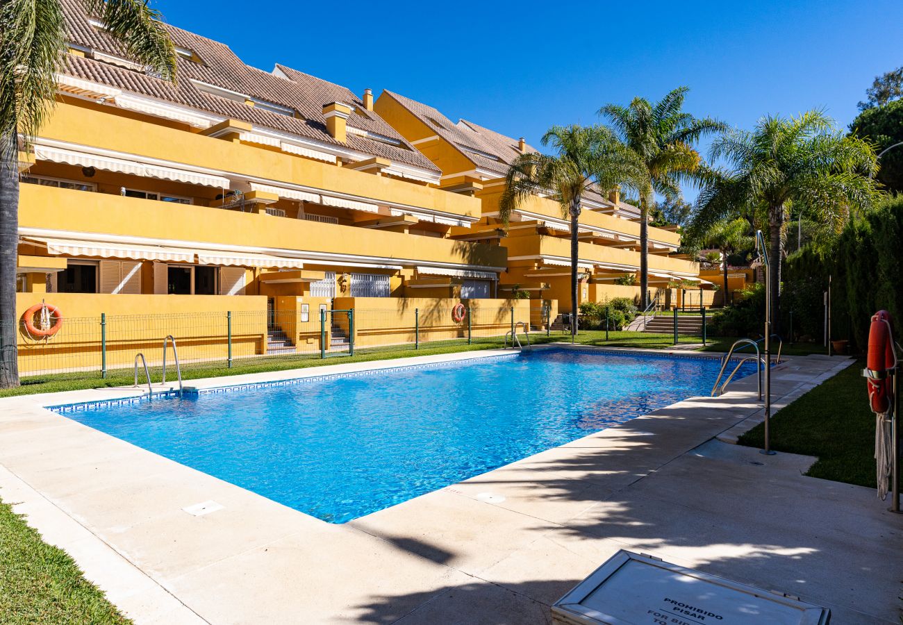 Apartamento en Marbella - Apartamento de dos dormitorios en Marbella Park playa Elviria