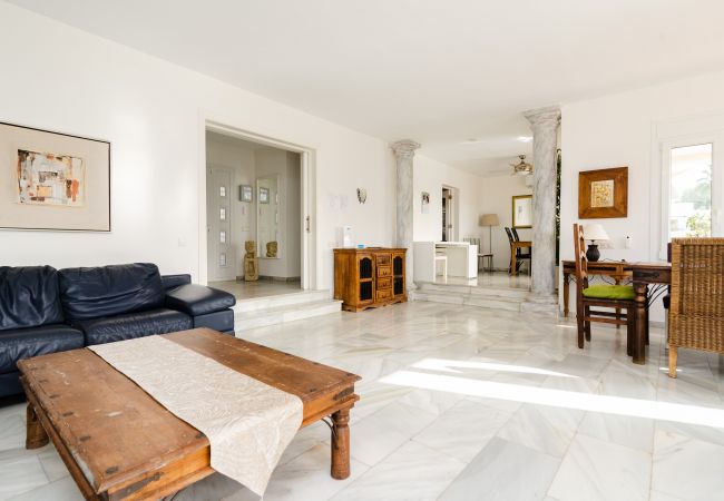 Villa en Marbella - Villa Sol y Mar - large villa for groups in El Rosario Villa en Marbella - Villa Sol y Mar - large villa for groups in El Rosario