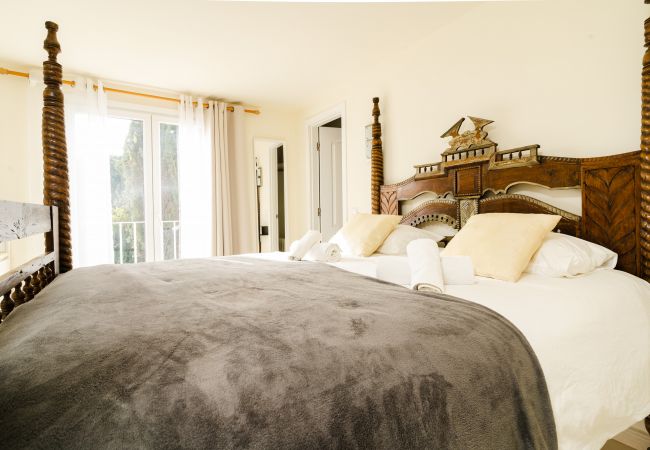 Villa en Marbella - Villa Sol y Mar - large villa for groups in El Rosario Villa en Marbella - Villa Sol y Mar - large villa for groups in El Rosario