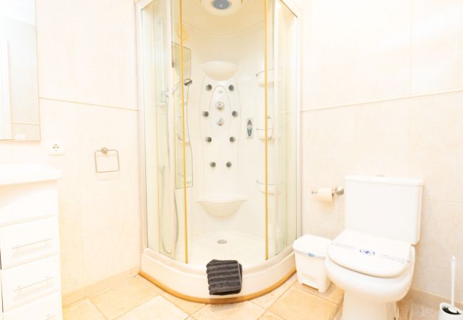 Villa en Marbella - Villa Sol y Mar - large villa for groups in El Rosario Villa en Marbella - Villa Sol y Mar - large villa for groups in El Rosario