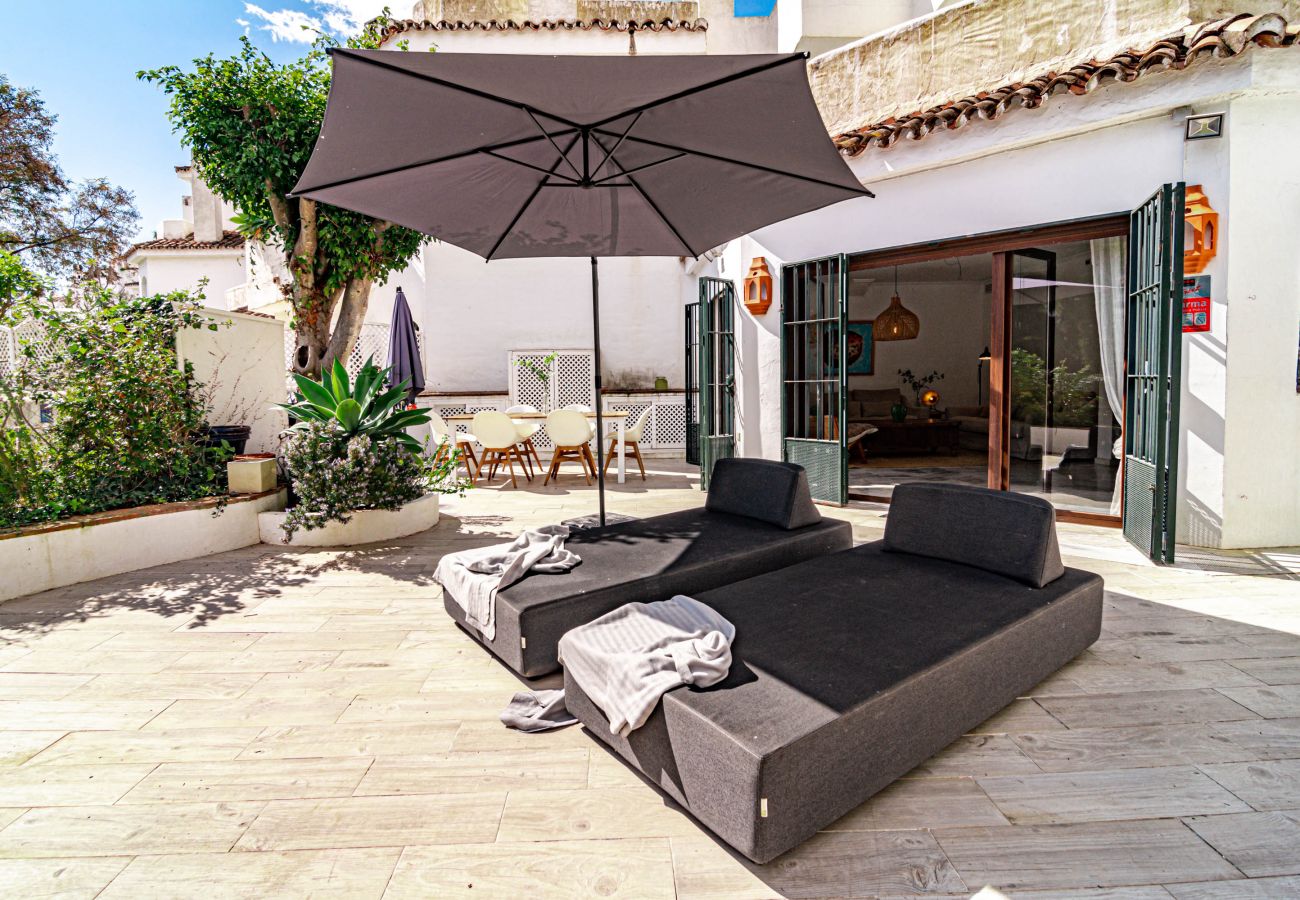 Apartamento en Marbella - Casa Golden Beach I by Roomservices