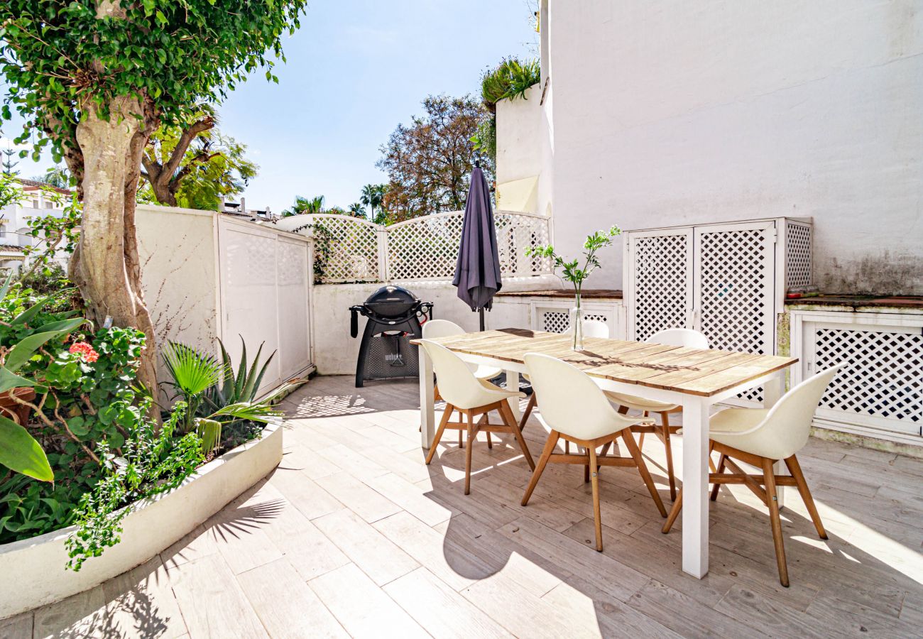 Apartamento en Marbella -  GC - Spacious flat in Golden beach Marbella