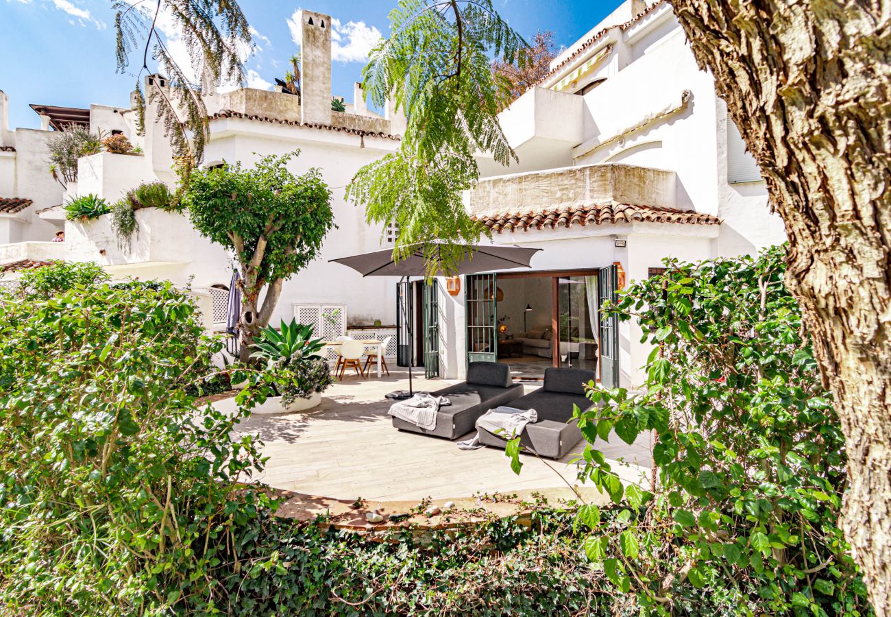 Apartamento en Marbella - Casa Golden Beach I by Roomservices