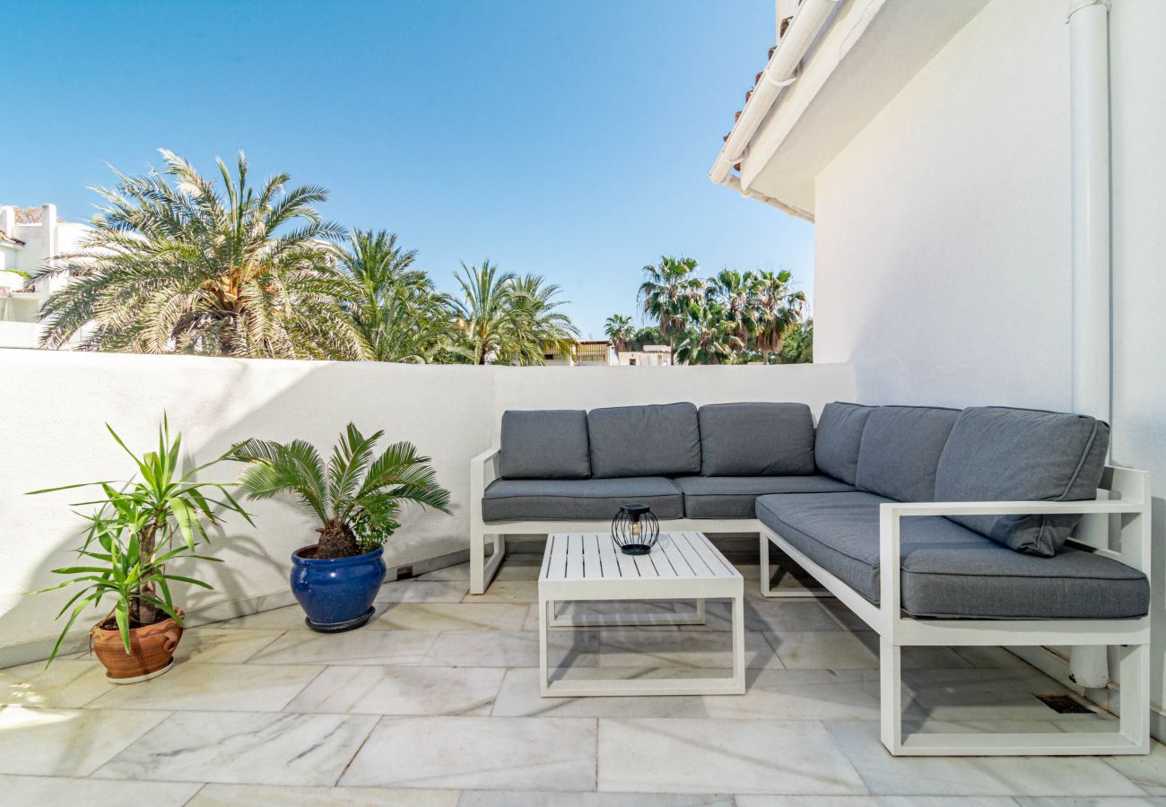 Apartamento en Marbella - GC23 - Casa Golden beach by Roomservices