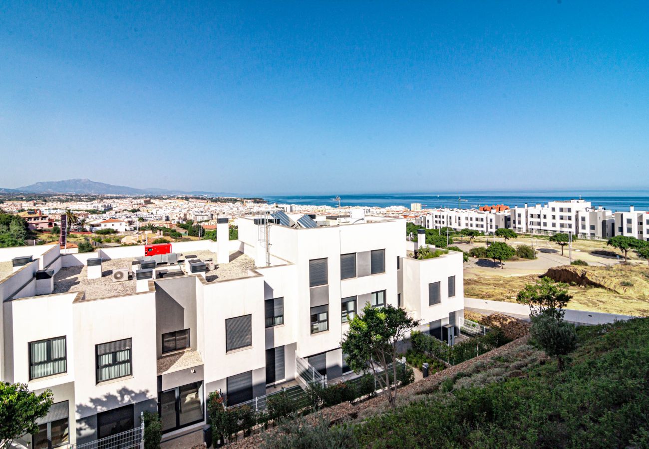 Apartamento en Estepona - LME101