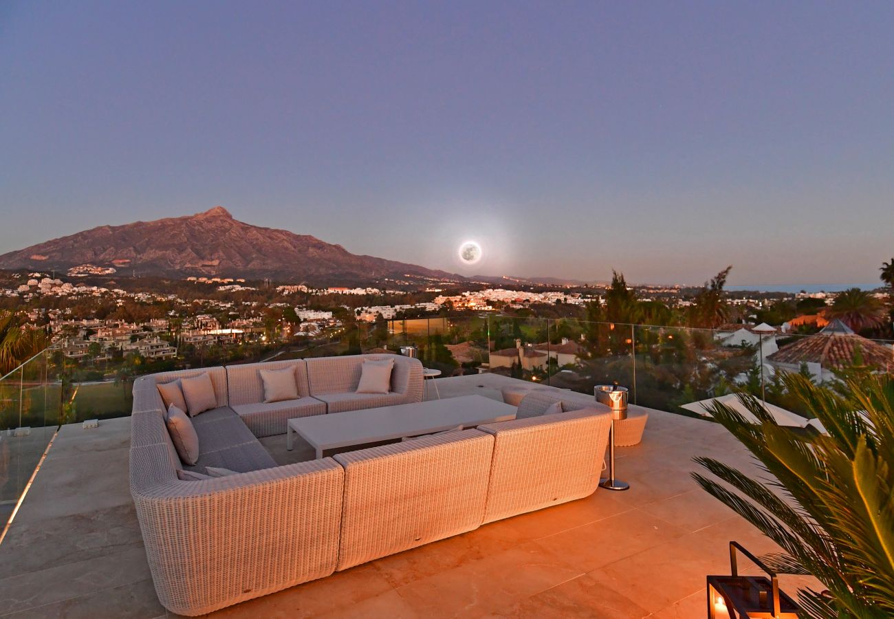 Villa en Marbella - Villa White - Nueva Andalucia