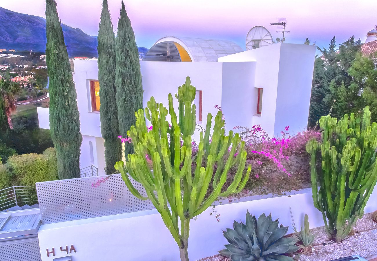 Villa en Marbella - Villa White - Nueva Andalucia