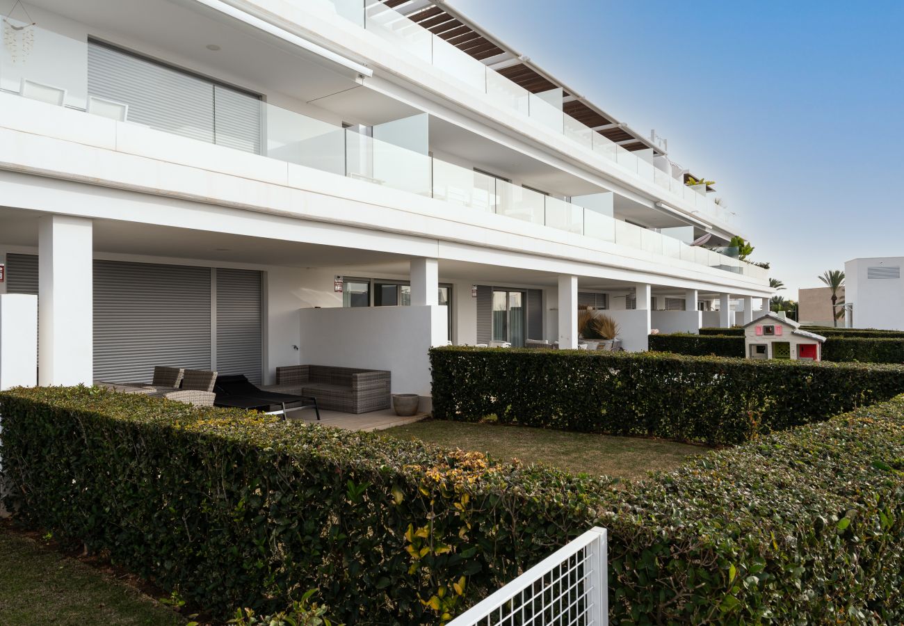 Apartamento en Estepona - Le Mirage III - Moderno apartamento de tres dormitorios con vistas al mar