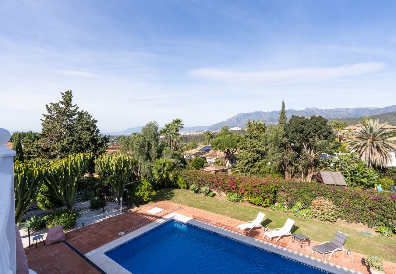 Villa en Marbella - Villa Rosario - villa de lujo con piscina privada cerca de Marbella