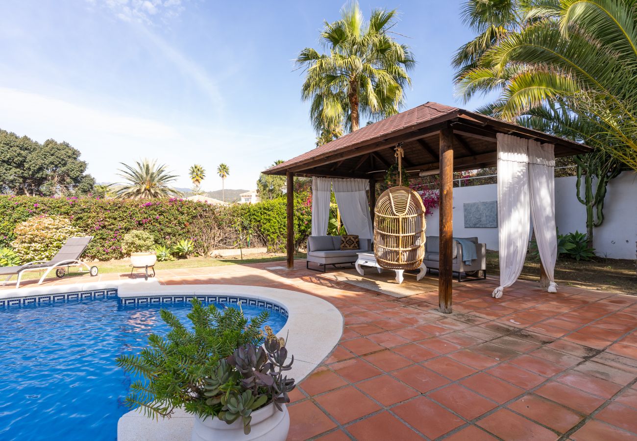 Villa en Marbella - Villa Rosario - villa de lujo con piscina privada cerca de Marbella