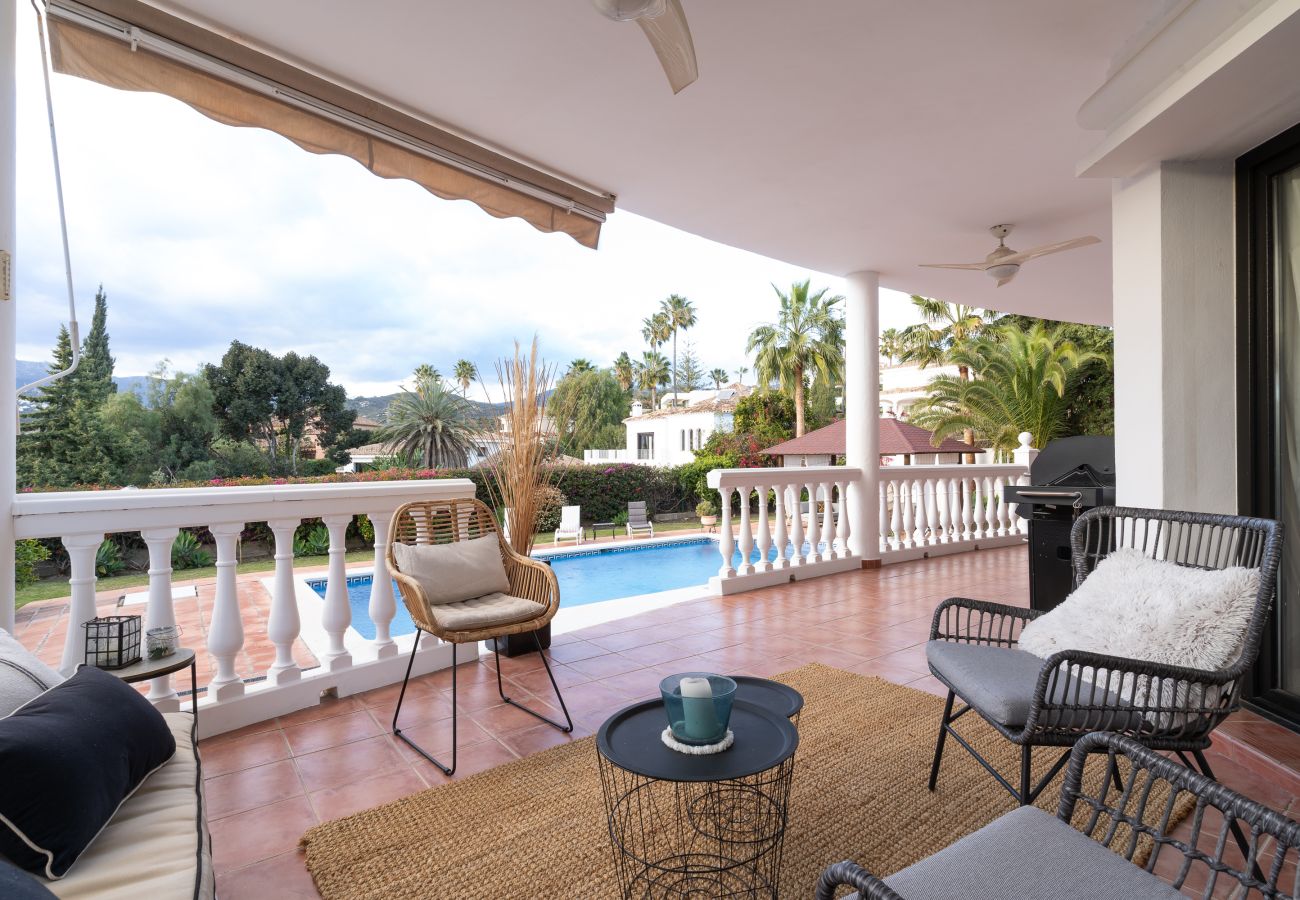 Villa en Marbella - Villa Rosario - villa de lujo con piscina privada cerca de Marbella