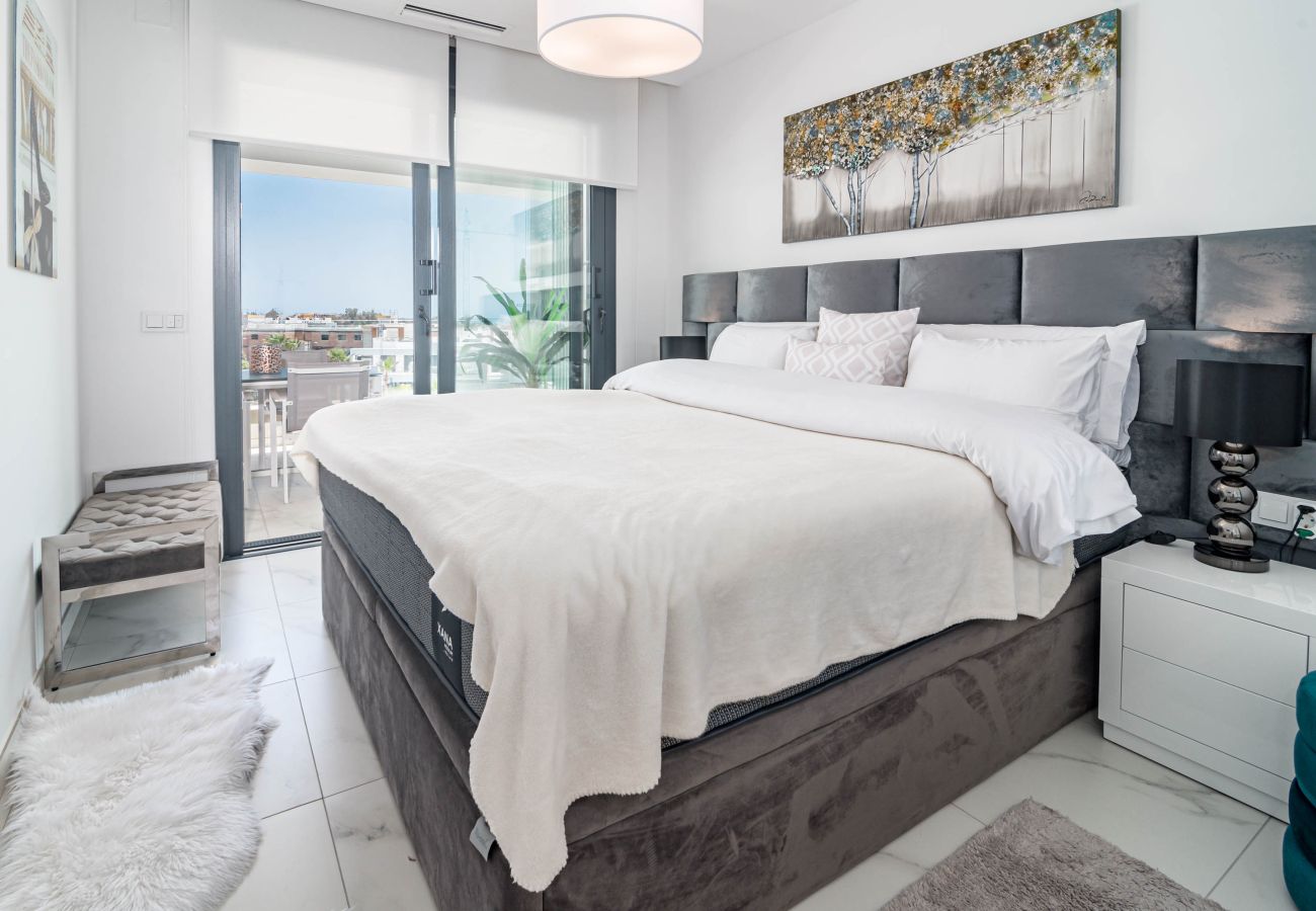 Apartamento en Estepona - LMS48