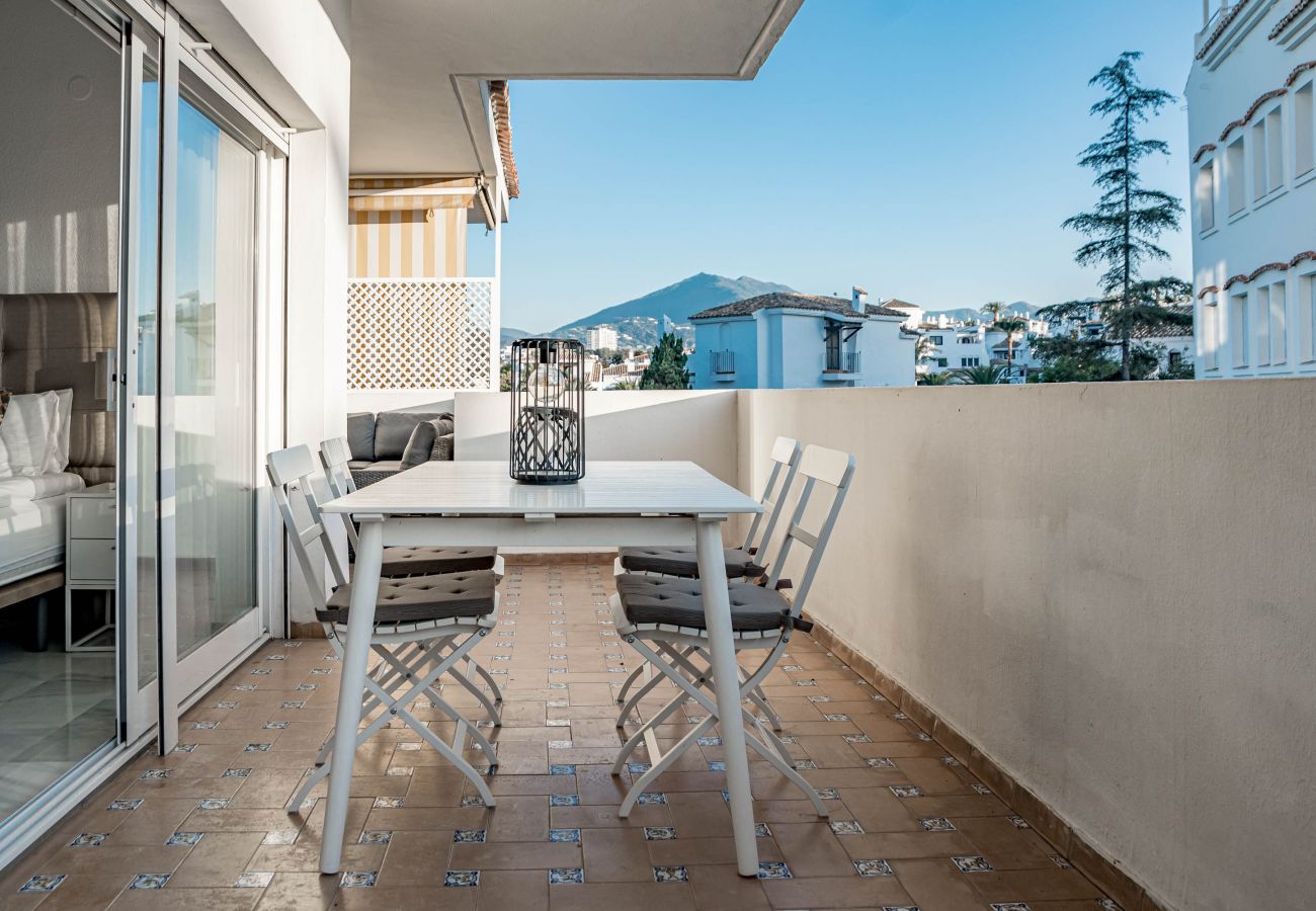 Apartamento en Puerto Banus - RG312