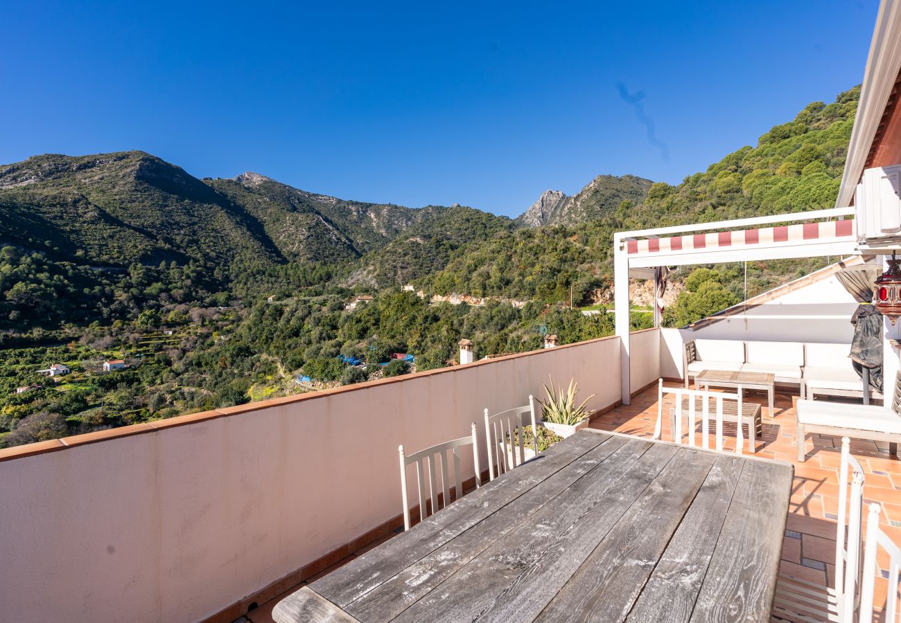 Apartamento en Ojen - El Cerezal Ojén - Paraíso para los amantes de las actividades al aire libre cerca de Marbella