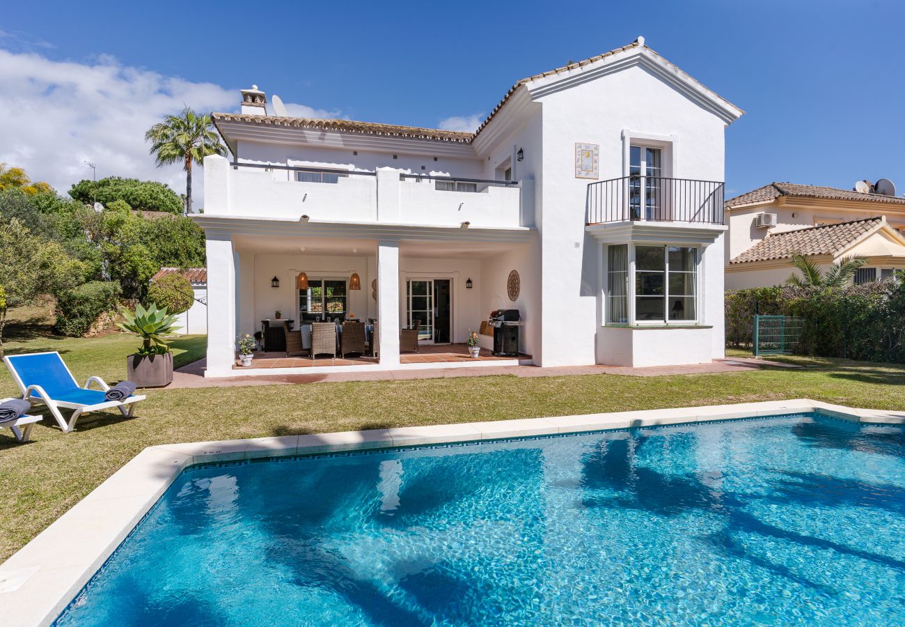 Villa en Sitio de Calahonda - Villa Olivo Andaluz - Villa familiar en el corazón de Calahonda
