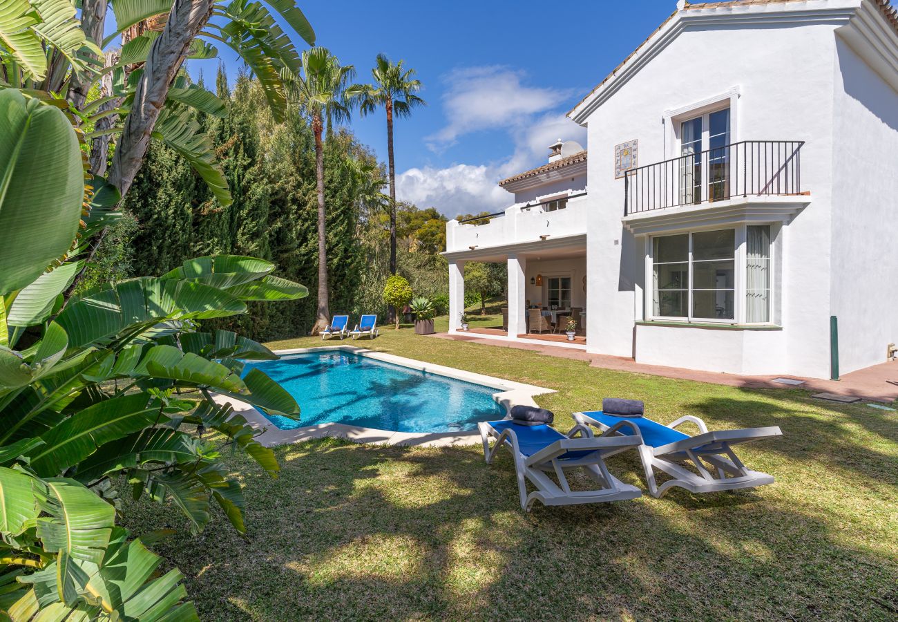Villa en Sitio de Calahonda - Villa Olivo Andaluz - Villa familiar en el corazón de Calahonda