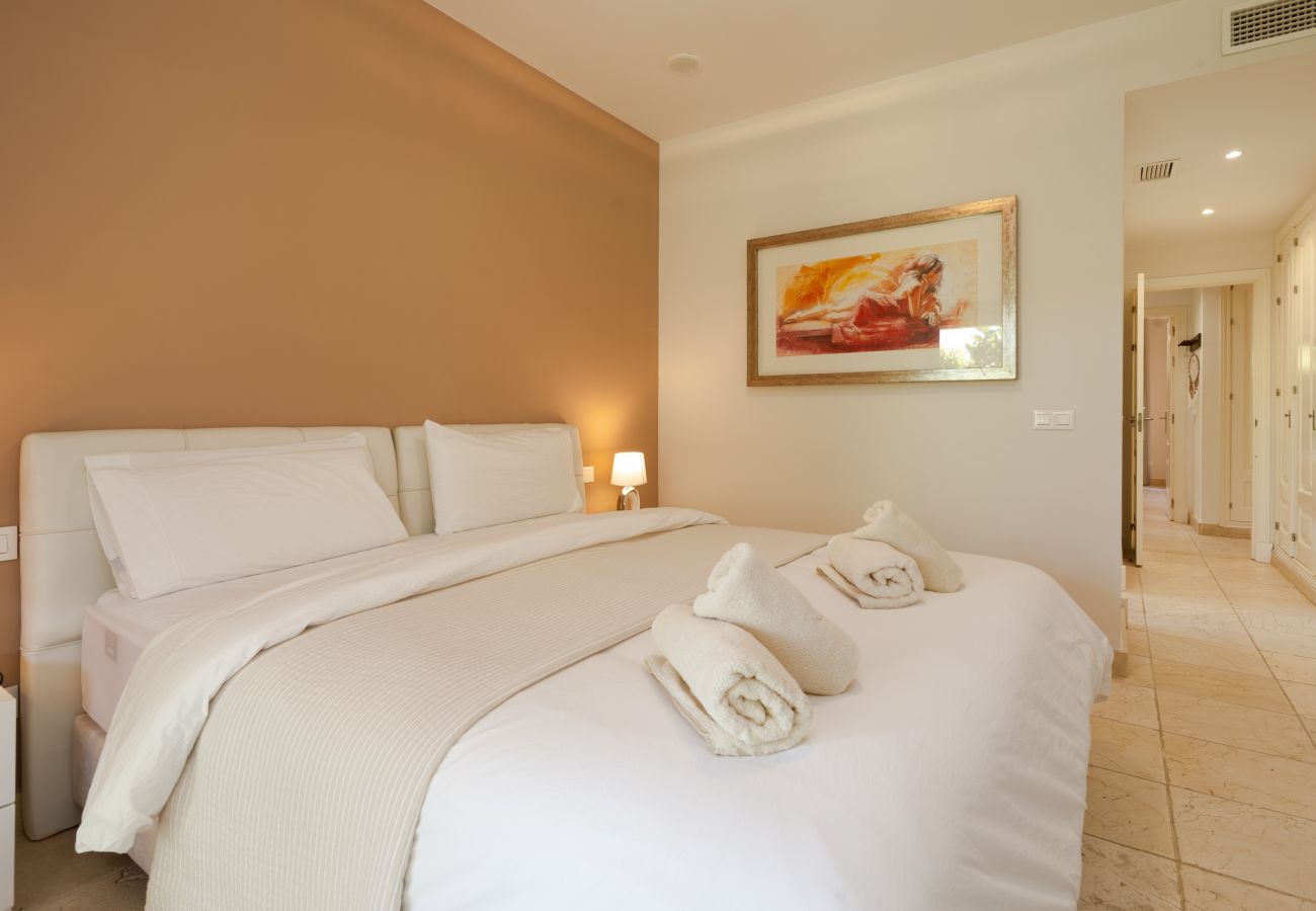 Apartamento en Benahavís - Benatalaya Vistas al campo de golf por Time & Home