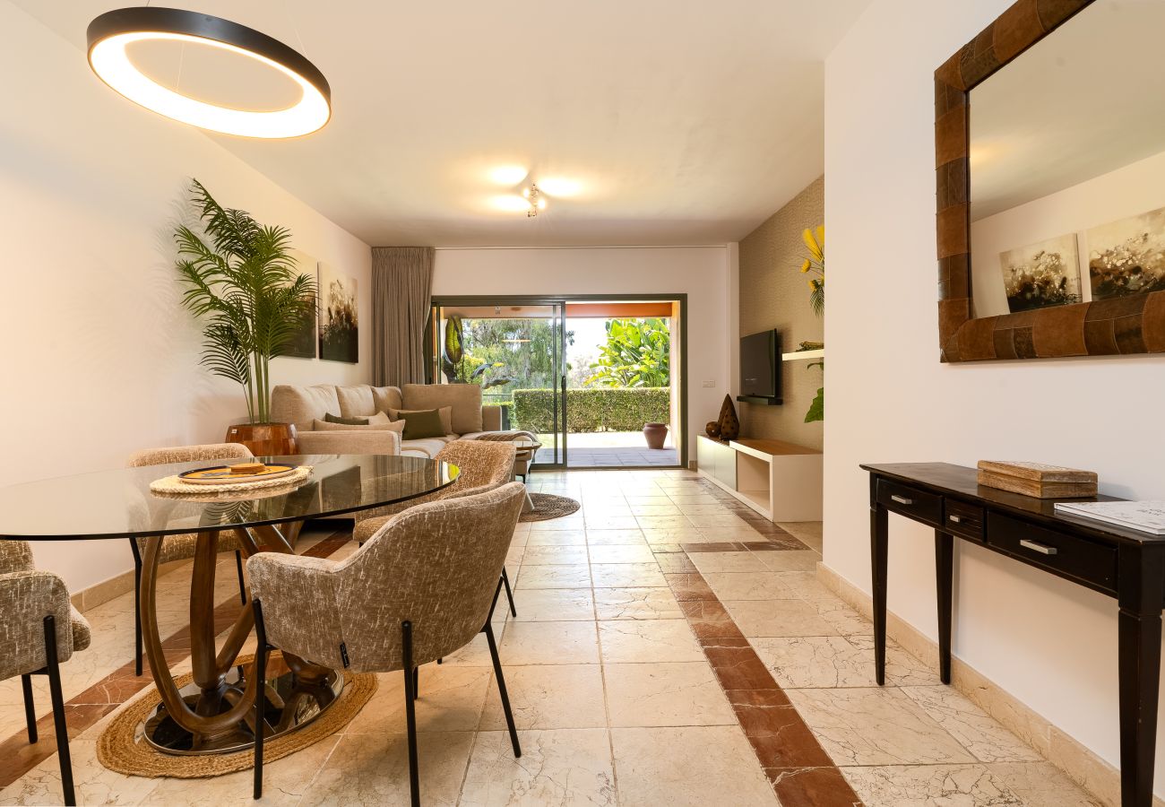 Apartamento en Benahavís - Benatalaya Vistas al campo de golf por Time & Home