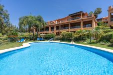 Apartamento en Benahavís - Benatalaya Vistas al campo de golf por...