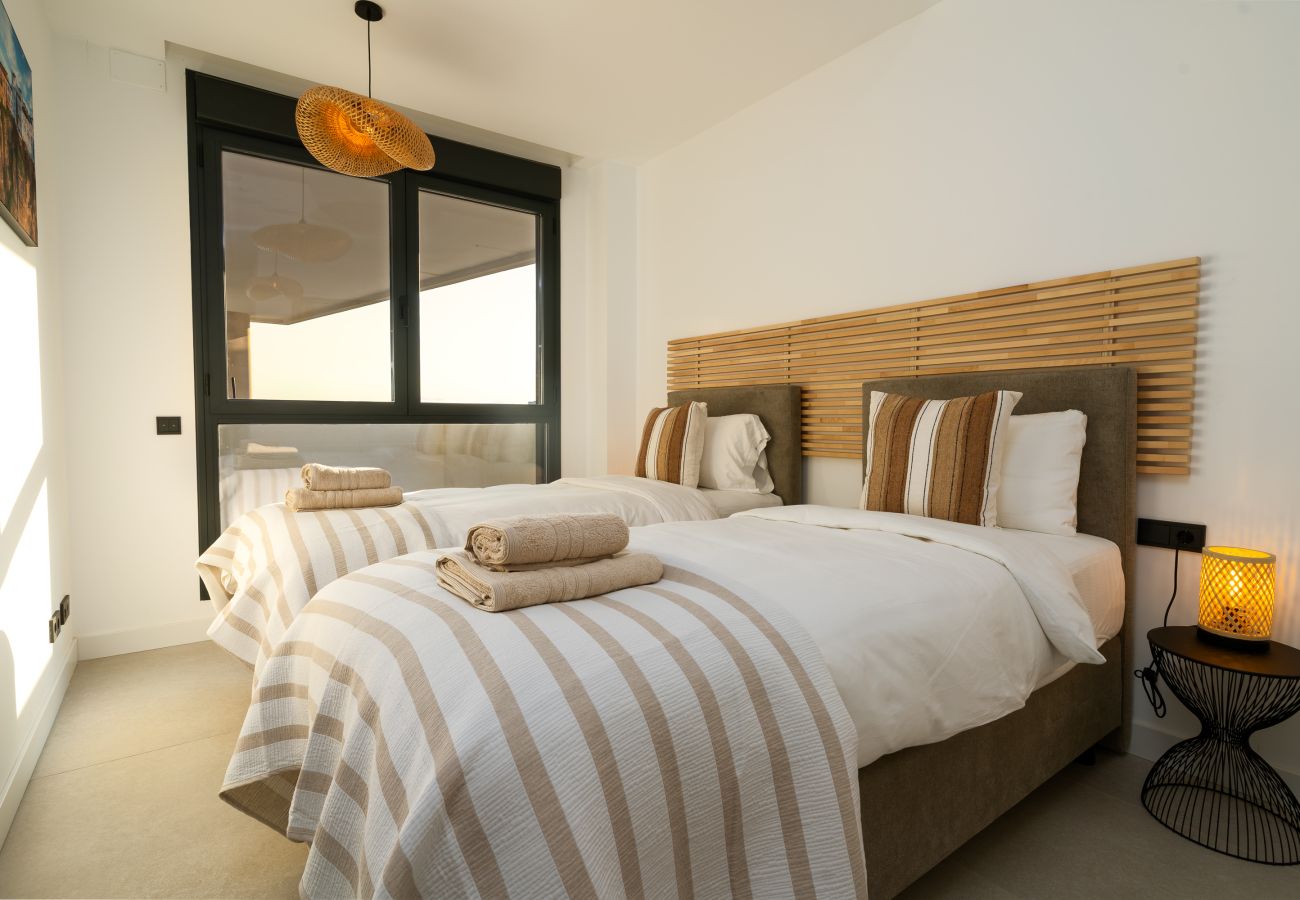 Apartamento en Marbella - Duplex Penthouse Med Blue Los Monteros by Time & Home