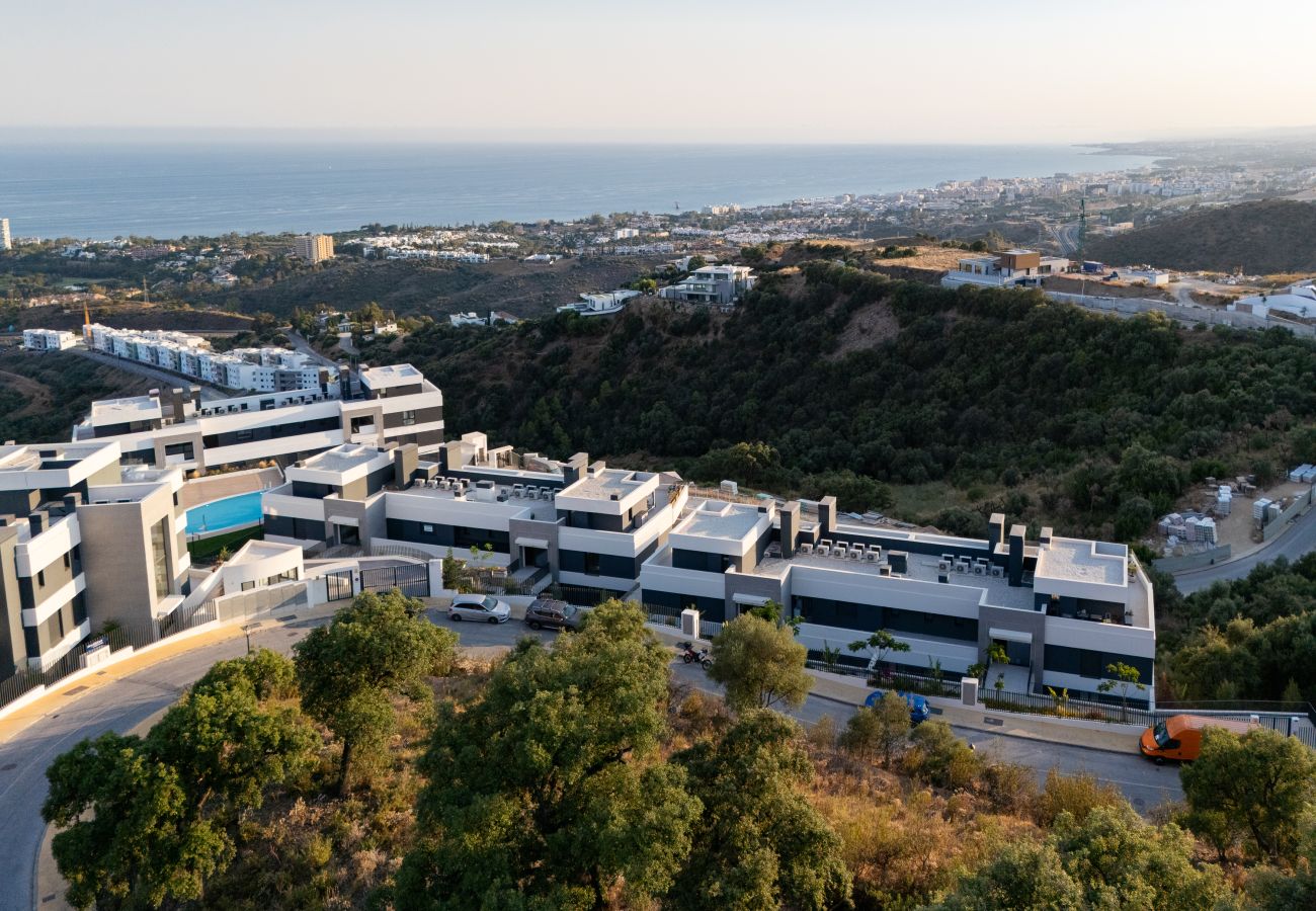 Apartamento en Marbella - Duplex Penthouse Med Blue Los Monteros by Time & Home