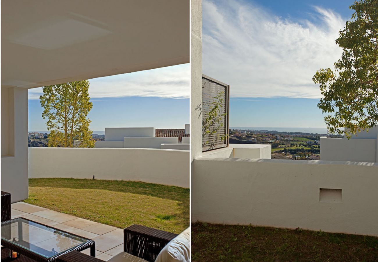 Apartment in Benahavís - Luxurious garden apartment with amazing views close to Marbella