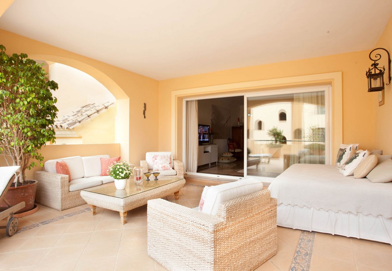 Apartment in Marbella - Luxury apartment Hacienda Elviria, Marbella