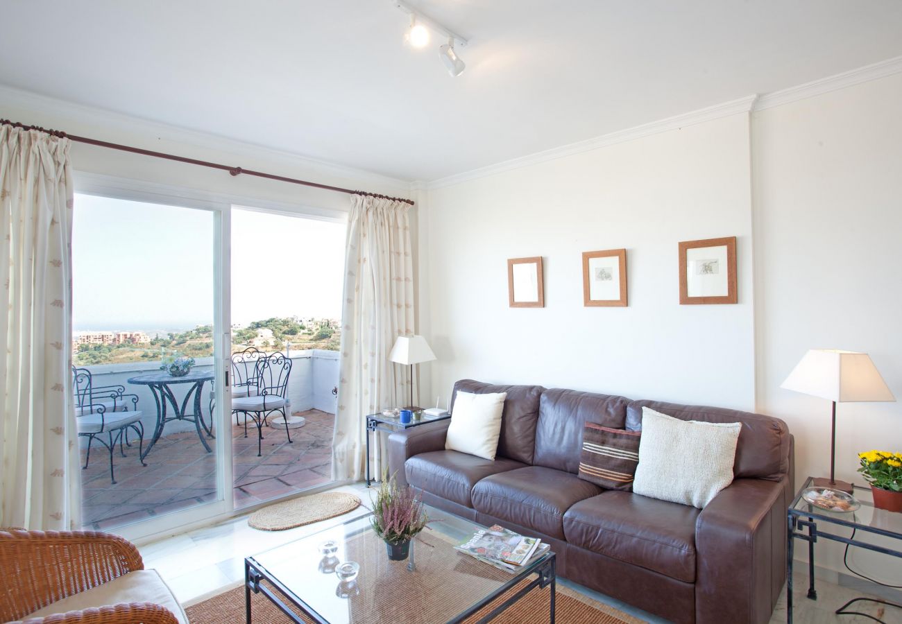 Apartment in Ojen - Beautiful apartment in natural surroundings La Mairena, Elviria