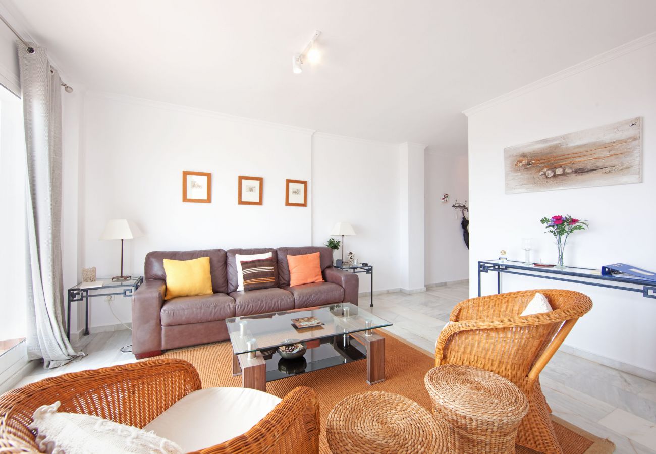 Apartment in Ojen - Beautiful apartment in natural surroundings La Mairena, Elviria