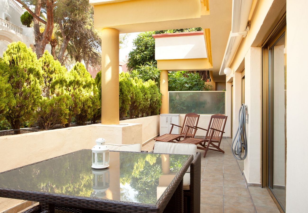 Apartment in Marbella - Beachside apartment in Elviria, Romana Playa