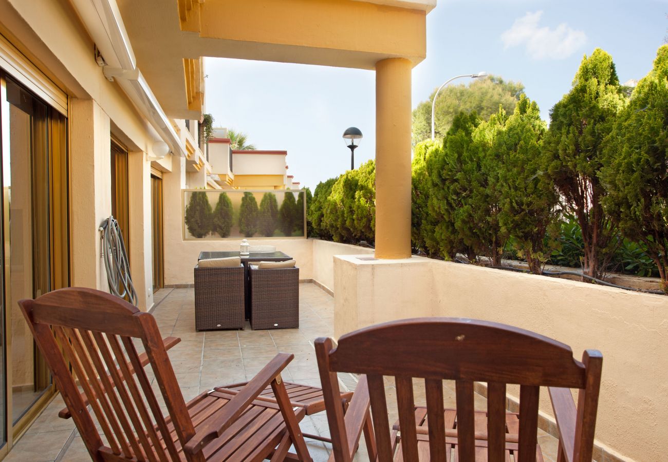 Apartment in Marbella - Beachside apartment in Elviria, Romana Playa