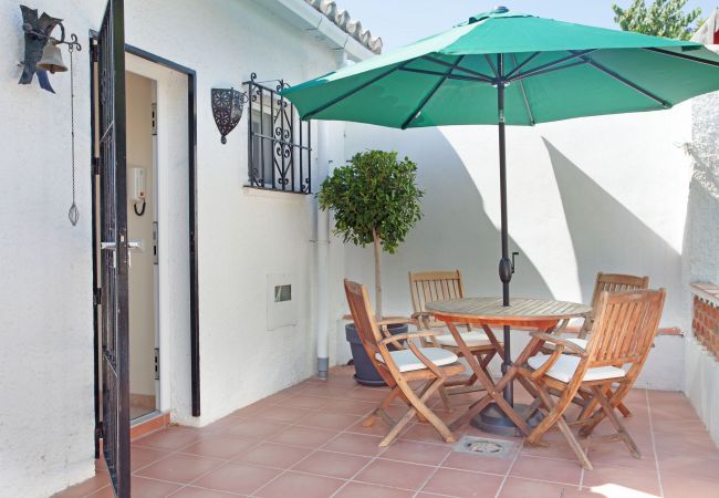 House in Marbella - Charming beachside house Costabella, Marbella House in Marbella - Charming beachside house Costabella, Marbella