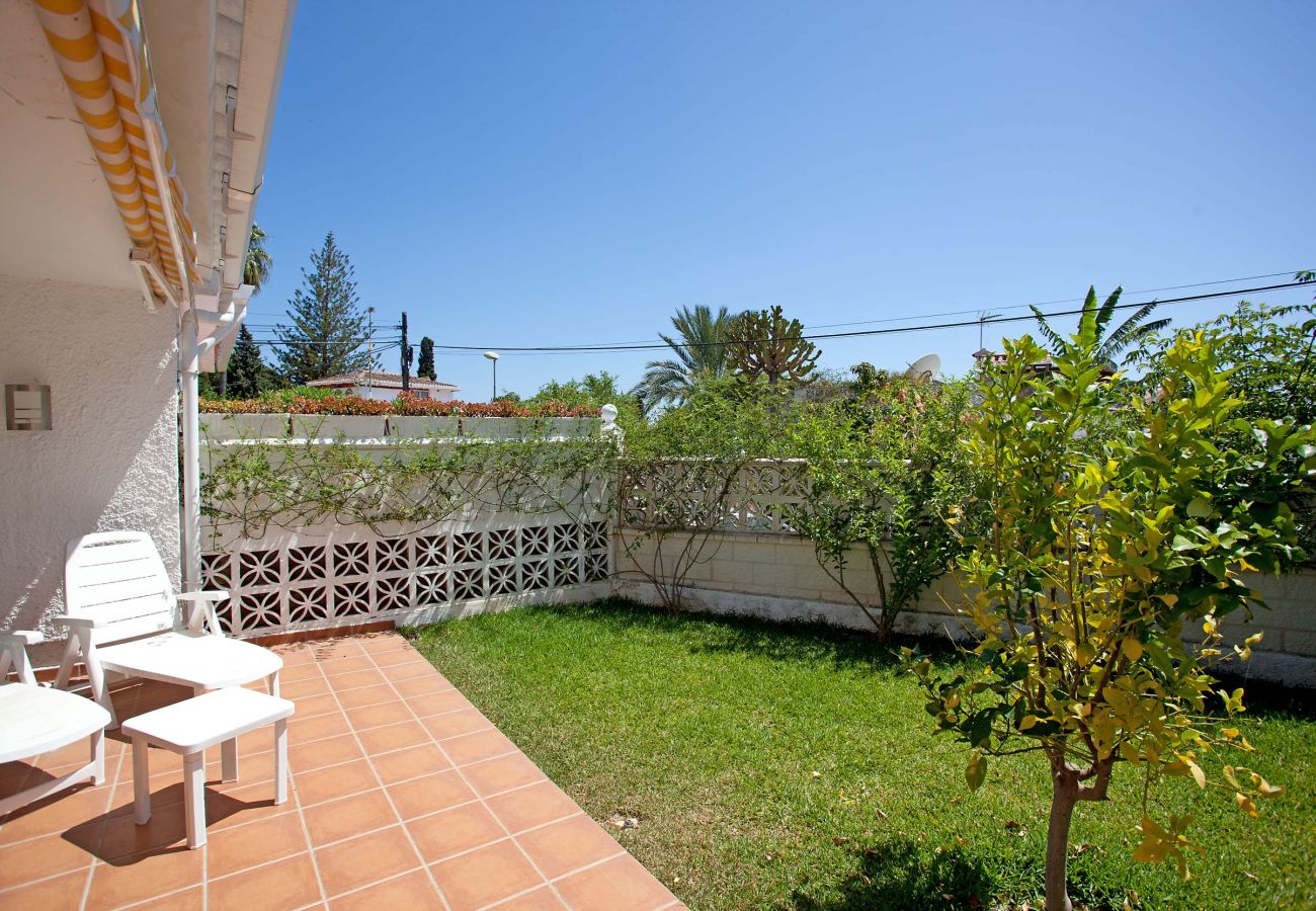 House in Marbella - Charming beachside house Costabella, Marbella