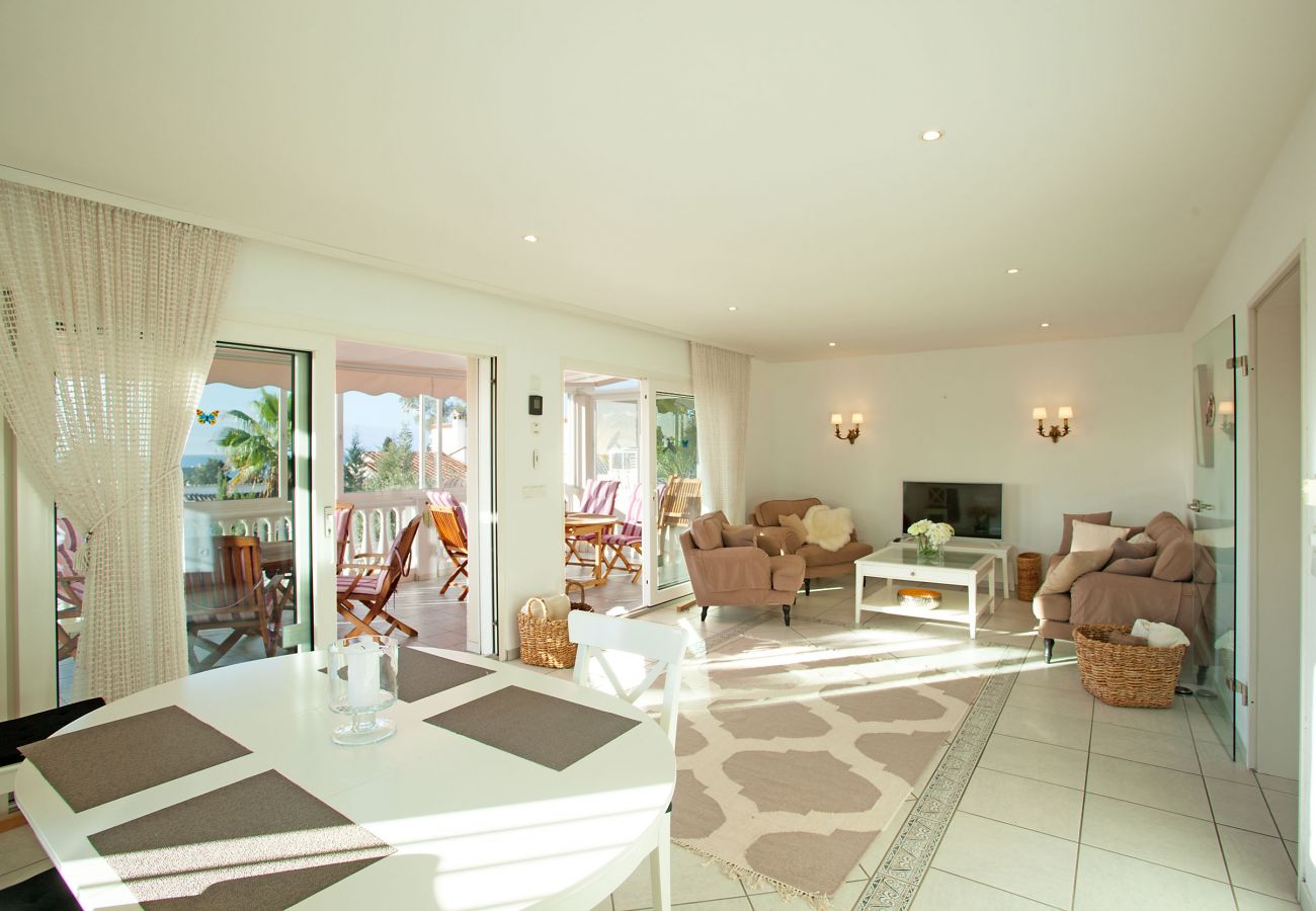 Villa in Marbella - Villa with private pool close to the beach, Costabella Marbella