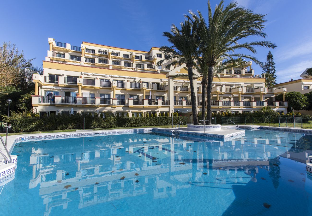 Apartment in Marbella - Romana Playa 802