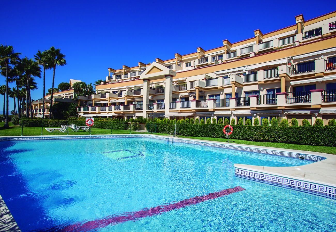 Apartment in Marbella - Romana Playa 802