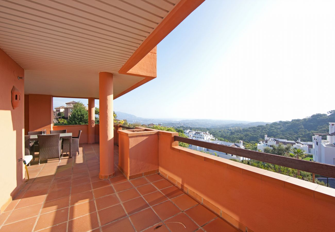 Apartment in Ojen - Apartment with great views, El Vicario